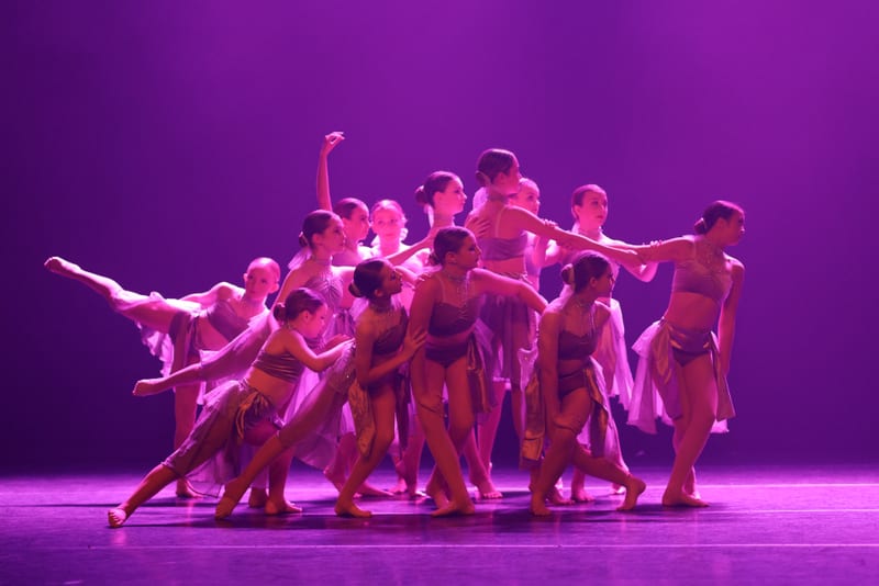 MODERN & CONTEMPORARY at Allstars Studio, photo 4