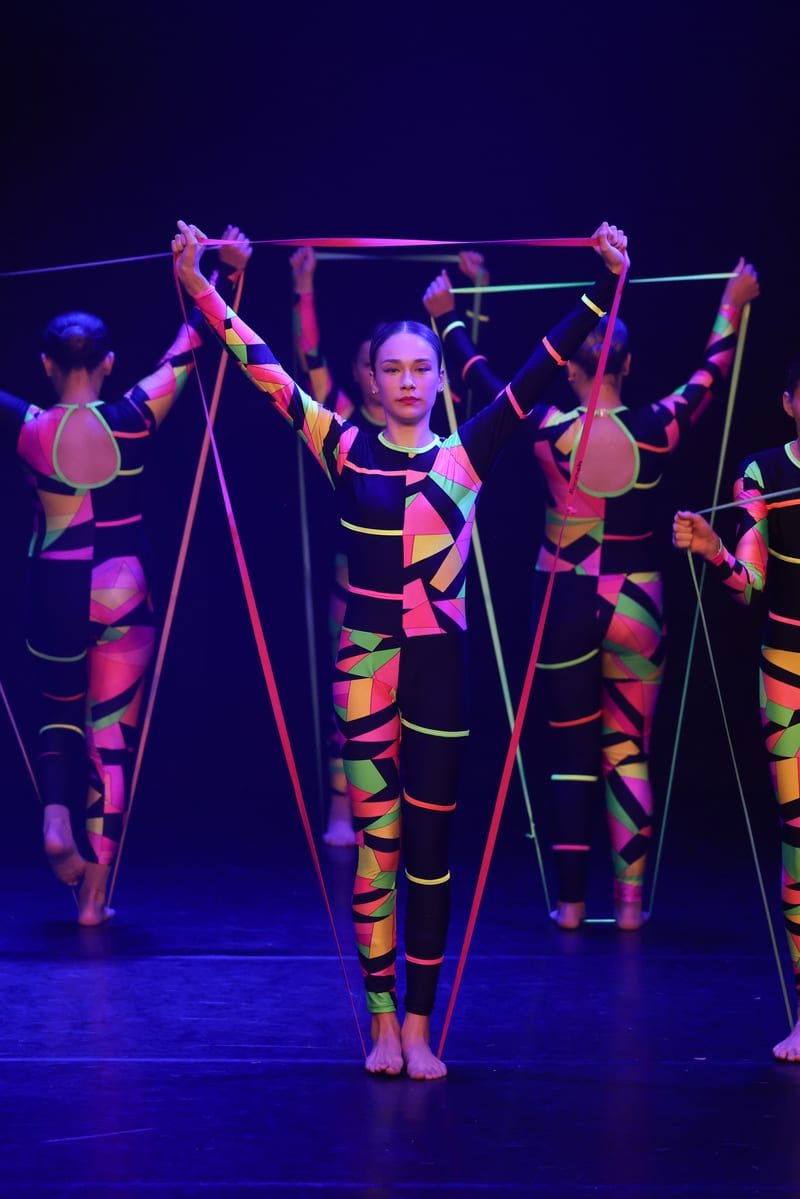 CONTEMPORARY / MODERN classes at Allstars Studio